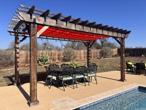 125 Abrego Run Drive Floresville TX 78114