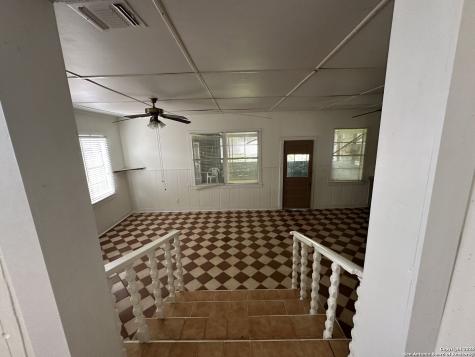 311 E Ashby Place San Antonio TX 78212