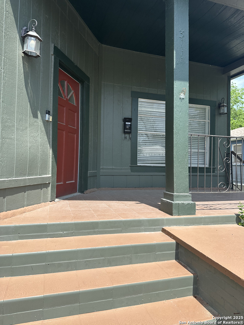 311 E Ashby Place San Antonio TX 78212