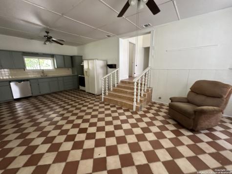 311 E Ashby Place San Antonio TX 78212