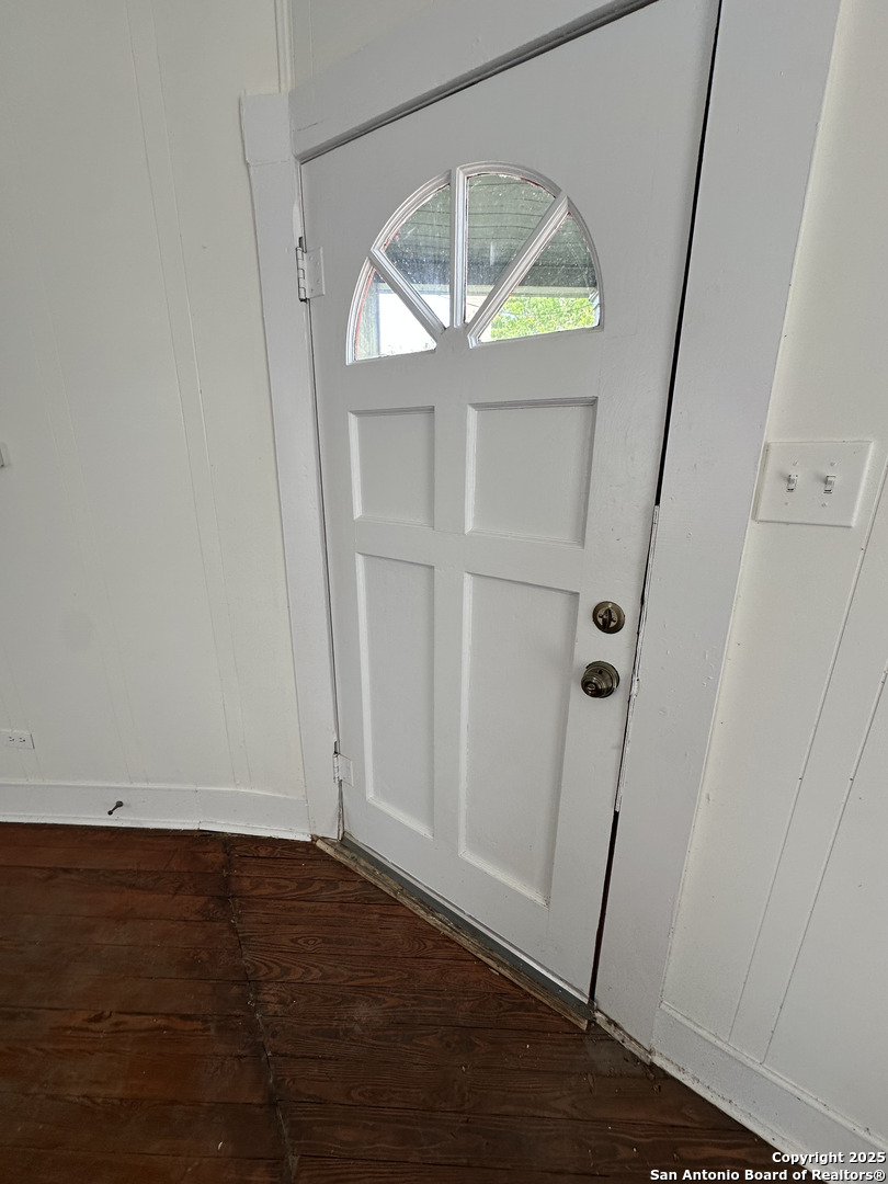 311 E Ashby Place San Antonio TX 78212