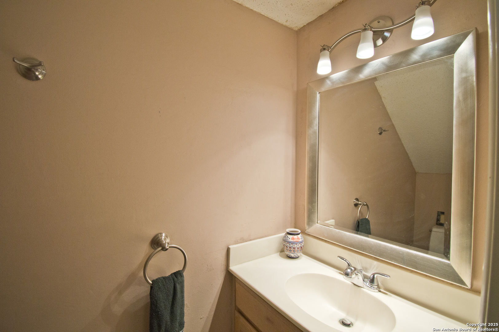 6427 Wurzbach #4 San Antonio TX 78240
