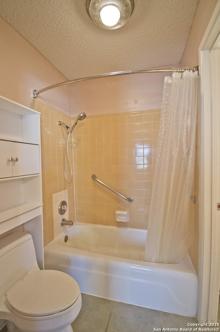 6427 Wurzbach #4 San Antonio TX 78240