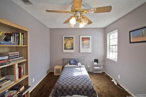 6427 Wurzbach #4 San Antonio TX 78240