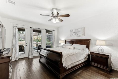 1519 Sun Mountain San Antonio TX 78258