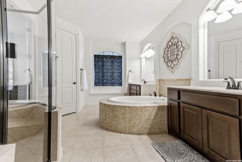 1519 Sun Mountain San Antonio TX 78258