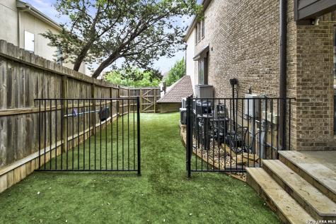 1519 Sun Mountain San Antonio TX 78258