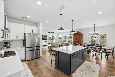 139 E Flowing River Drive Boerne TX 78006
