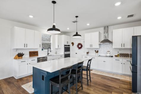 139 E Flowing River Drive Boerne TX 78006