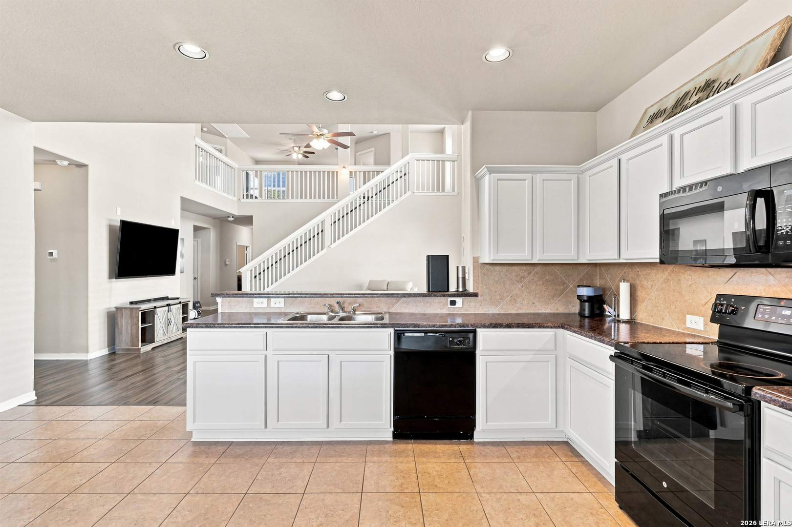 1842 Golden Maple San Antonio TX 78245