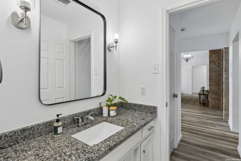 3714 Twisted Oaks Drive San Antonio TX 78217