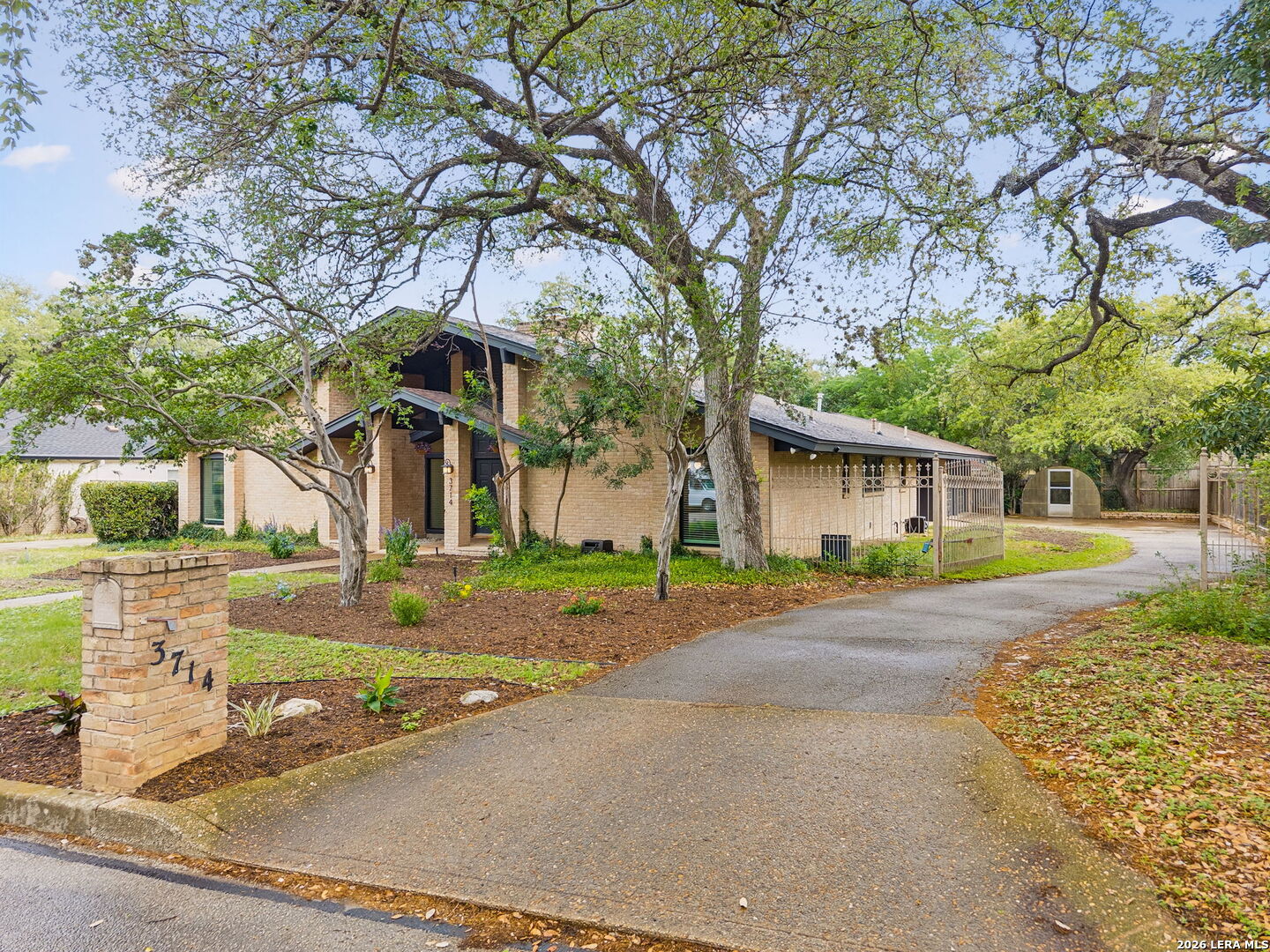 3714 Twisted Oaks Drive San Antonio TX 78217