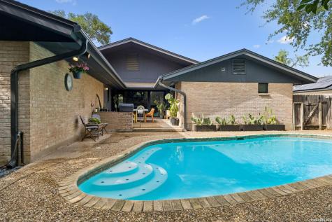 3714 Twisted Oaks Drive San Antonio TX 78217