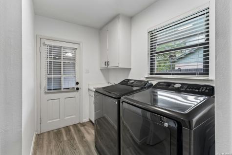 3714 Twisted Oaks Drive San Antonio TX 78217