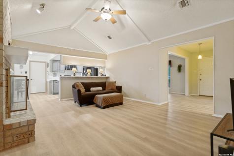 1707 Ashley Circle San Antonio TX 78232