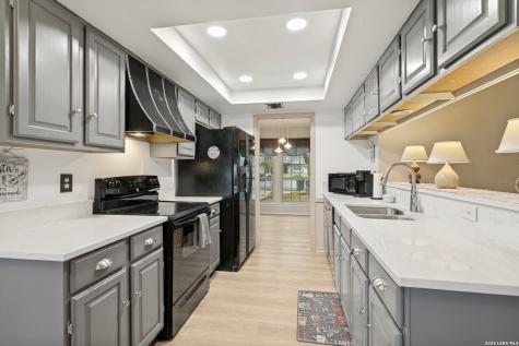 1707 Ashley Circle San Antonio TX 78232