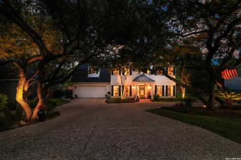 1718 Fawn Bluff San Antonio TX 78248