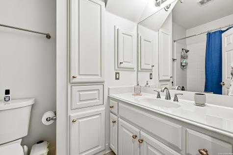 1718 Fawn Bluff San Antonio TX 78248