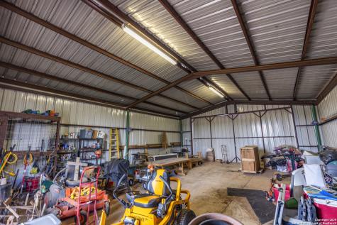 386 W Fm 468 Cotulla TX 78014