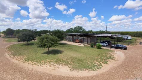 386 W Fm 468 Cotulla TX 78014