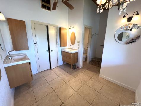 184 Guadalupe Hills Seguin TX 78155