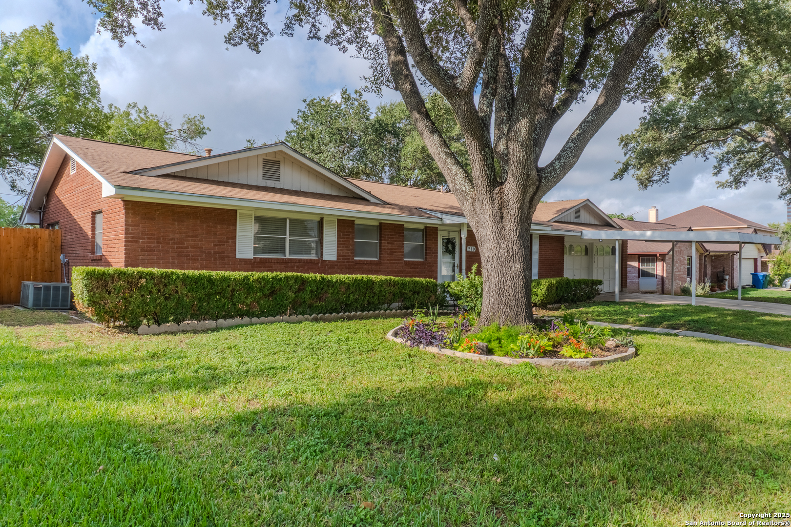 210 Downshire San Antonio TX 78216