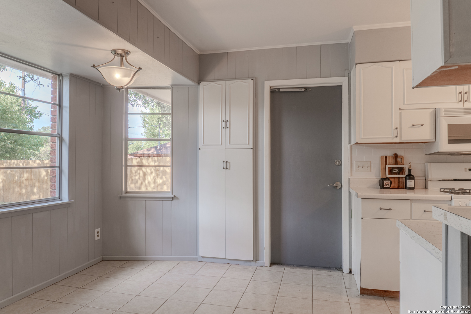 210 Downshire San Antonio TX 78216