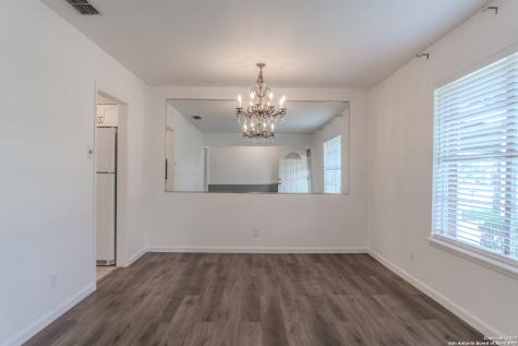 210 Downshire San Antonio TX 78216