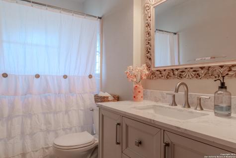 210 Downshire San Antonio TX 78216