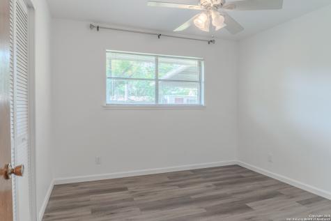 210 Downshire San Antonio TX 78216