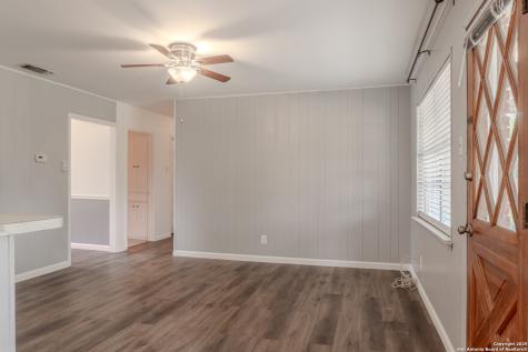 210 Downshire San Antonio TX 78216