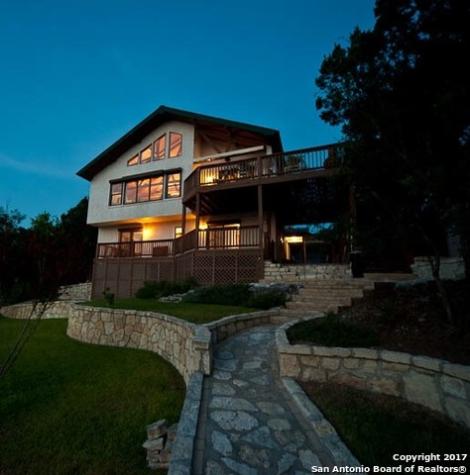 1813 Pebble Beach Road Lakehills TX 78063
