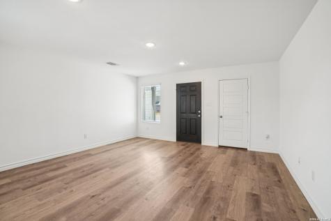 1536 Gentle View New Braunfels TX 78130