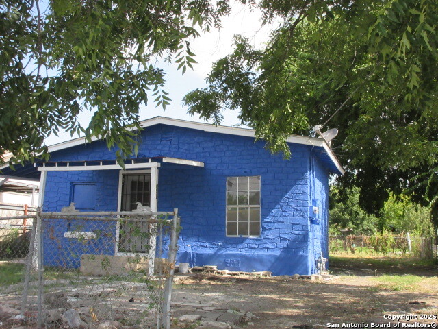 1403 Brunswick San Antonio TX 78211