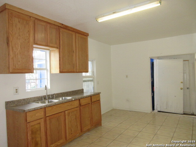 1403 Brunswick San Antonio TX 78211