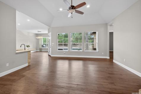 219 Winding View New Braunfels TX 78132