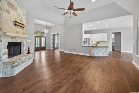 219 Winding View New Braunfels TX 78132