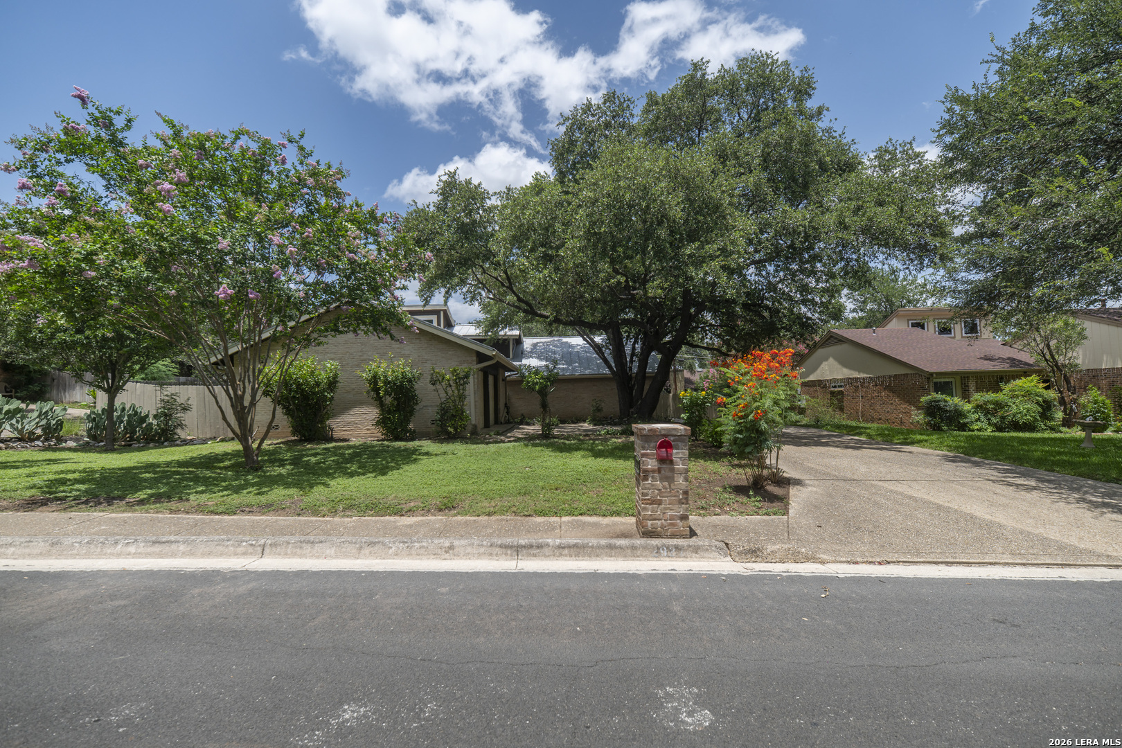 2927 Quail Oak Street San Antonio TX 78232