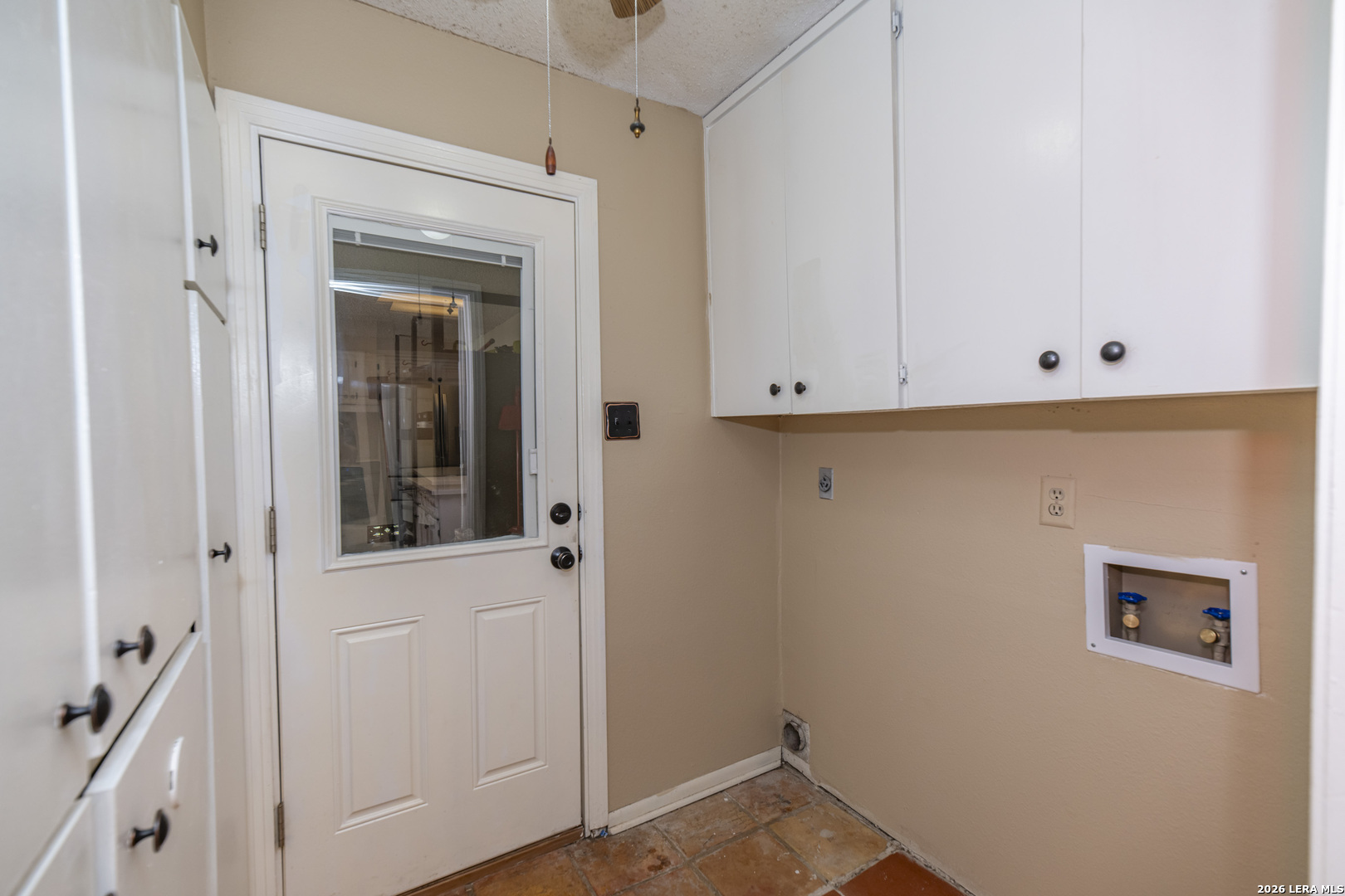 2927 Quail Oak Street San Antonio TX 78232