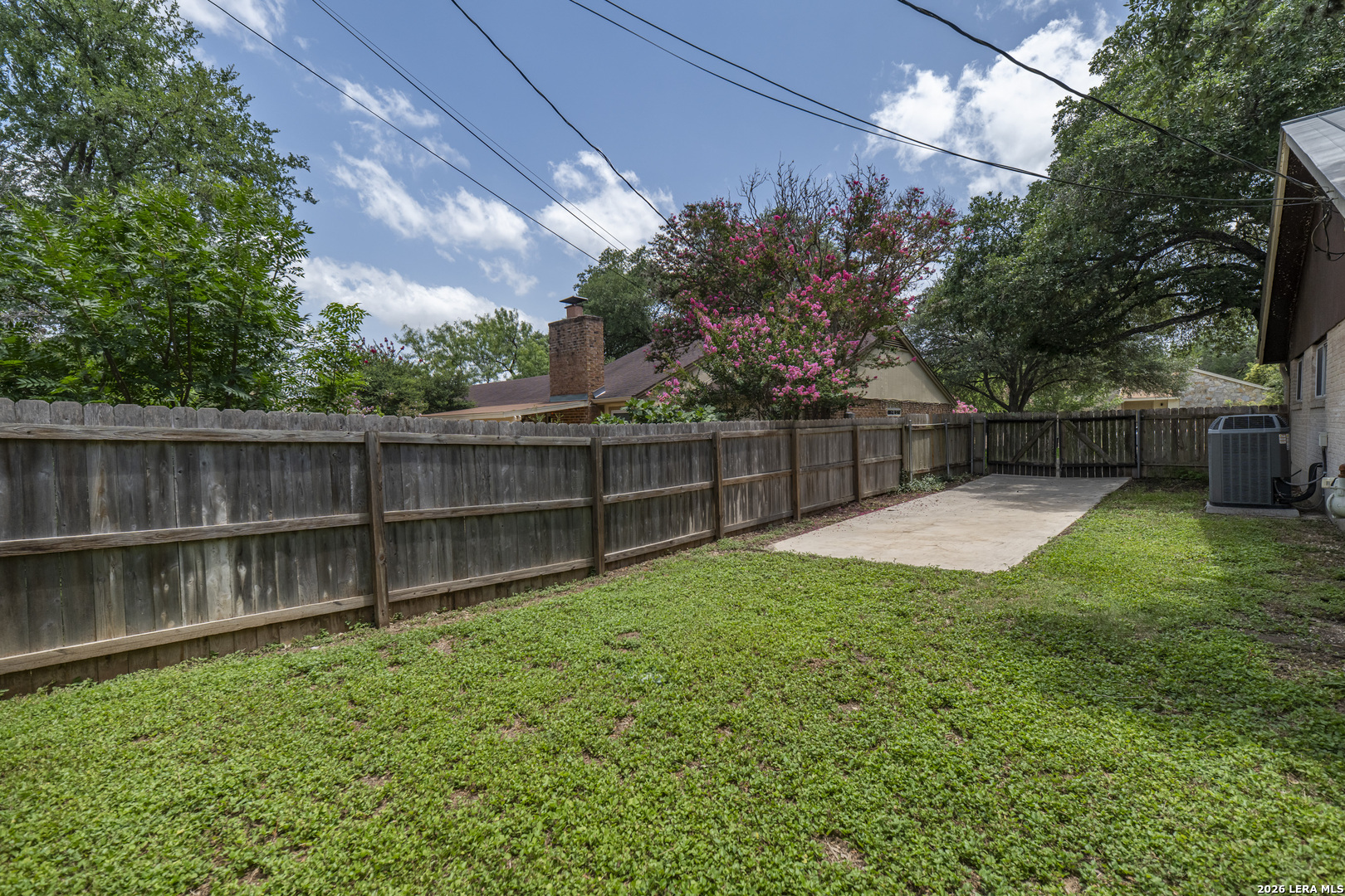2927 Quail Oak Street San Antonio TX 78232