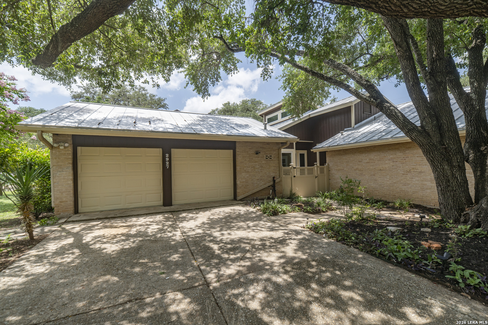 2927 Quail Oak Street San Antonio TX 78232