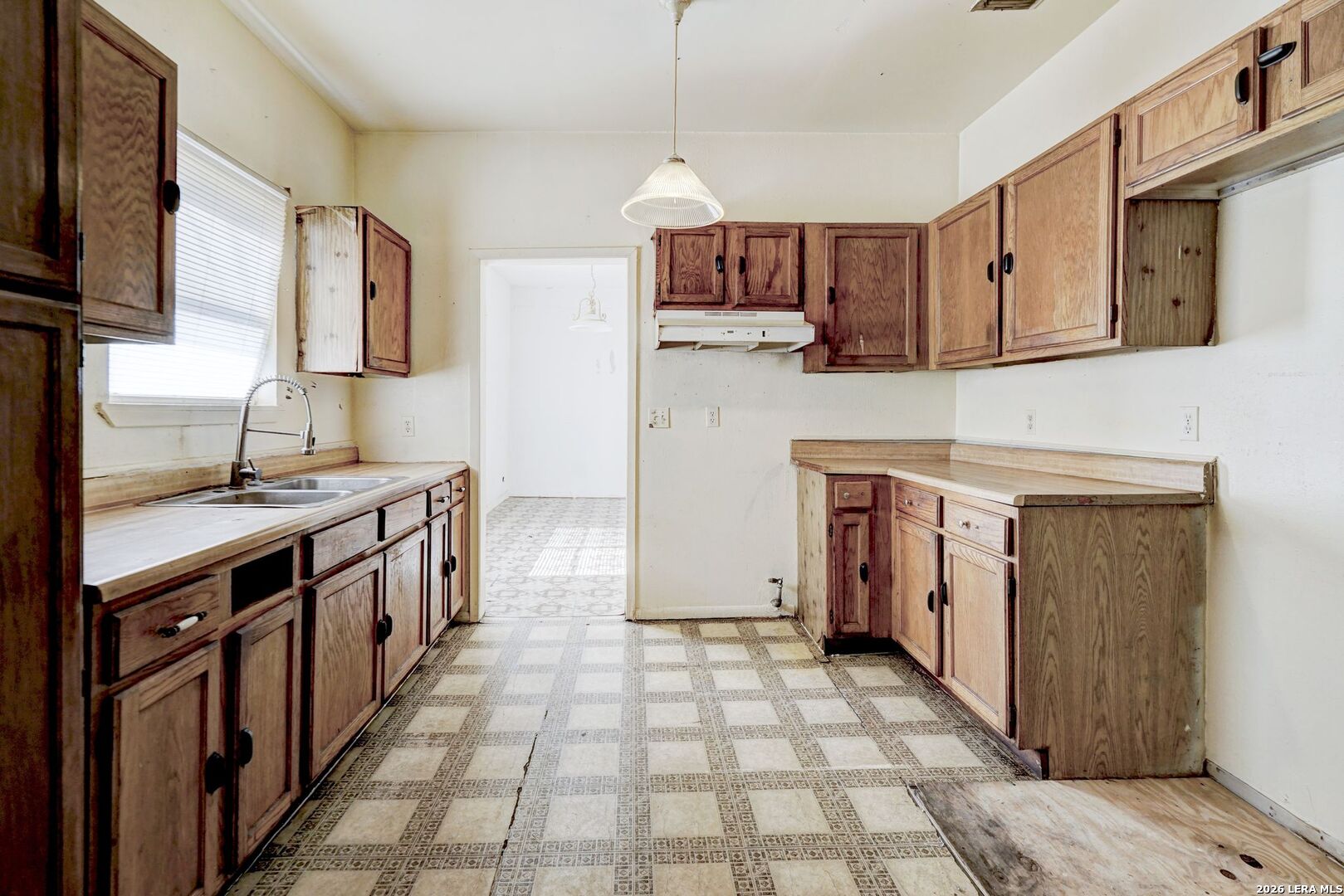 402 Helena Street San Antonio TX 78204