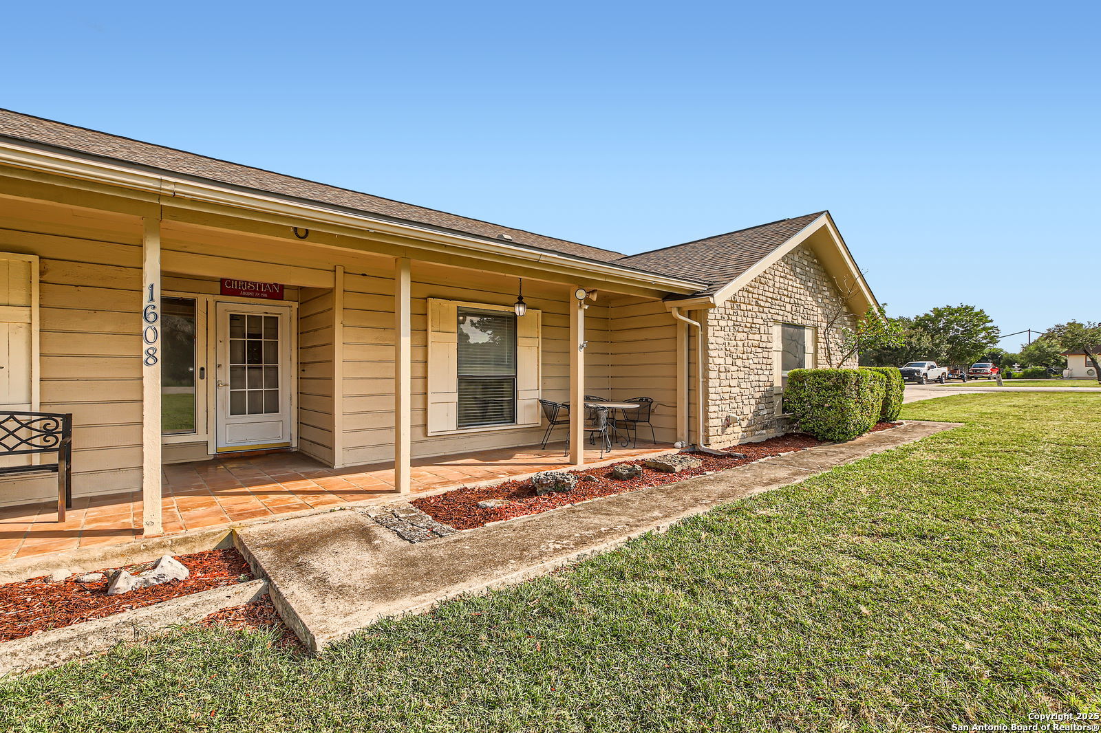 1608 Kings Ranch Road Bandera TX 78003