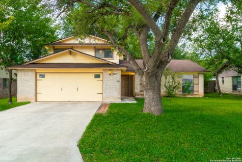 6751 Country Field Drive San Antonio TX 78240