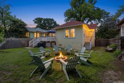 430 E Mistletoe Avenue San Antonio TX 78212