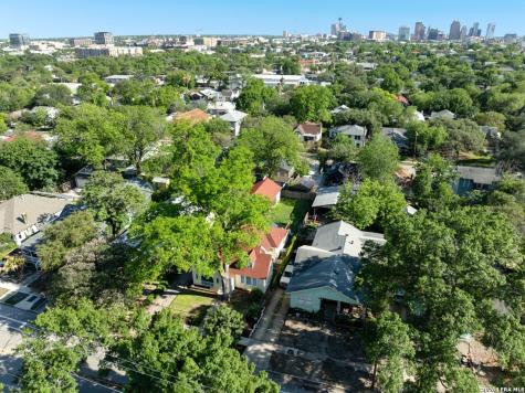 430 E Mistletoe Avenue San Antonio TX 78212