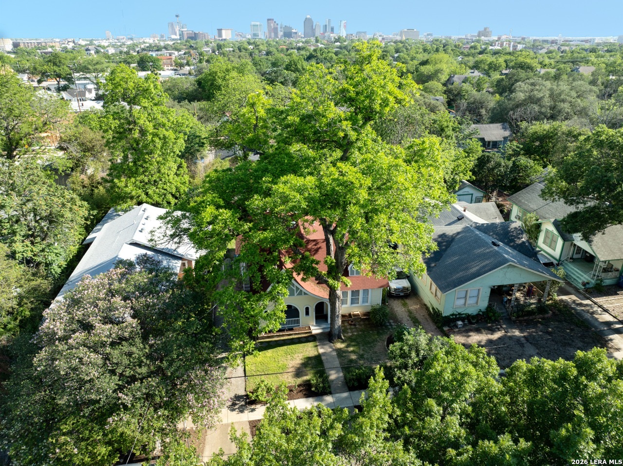 430 E Mistletoe Avenue San Antonio TX 78212