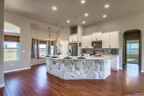 240 Glory Lane Marion TX 78124