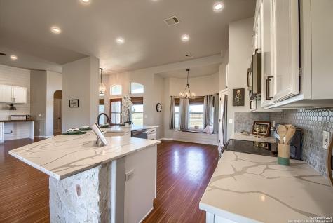 240 Glory Lane Marion TX 78124