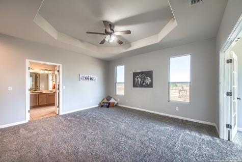 240 Glory Lane Marion TX 78124